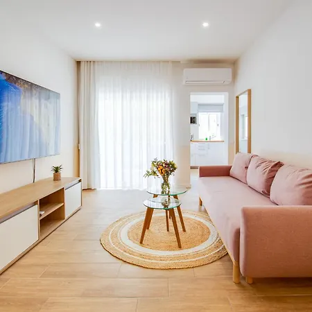 דירה Old Town 1br - 350m From Pool Ac Wi-fi אלבופיירה