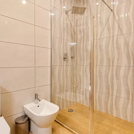 דירה Old Town 1br - 350m From Pool Ac Wi-fi *